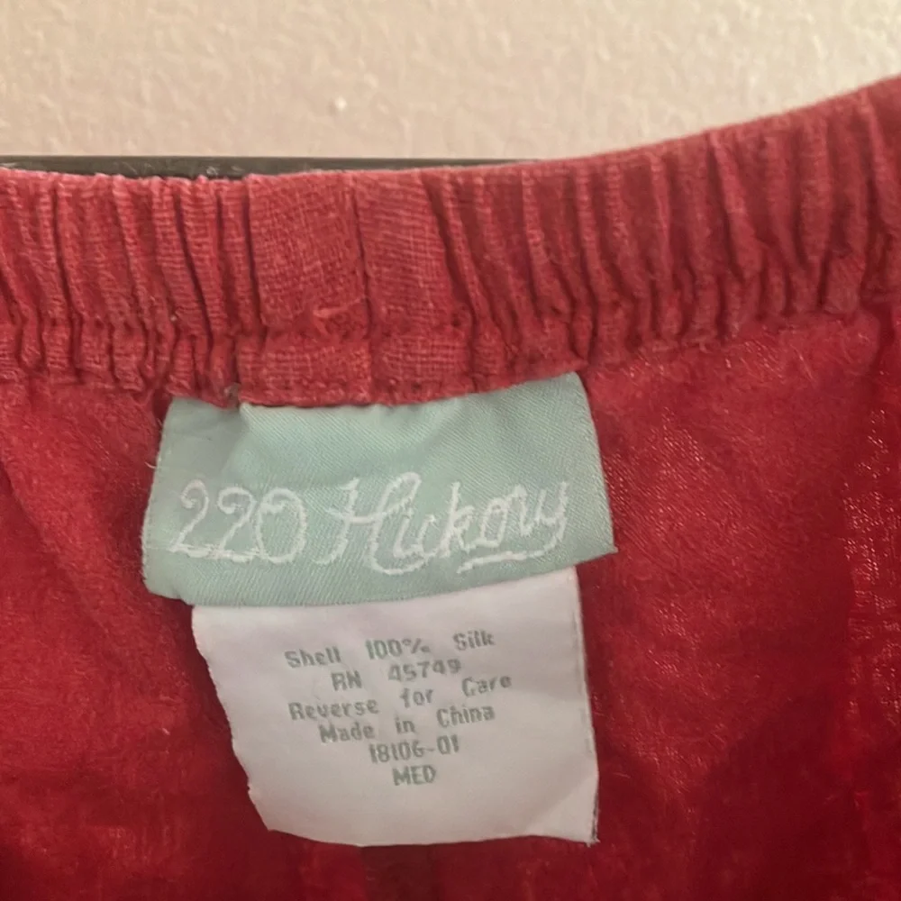 FINAL MARKDOWN 220 hickory silk slack’s medium